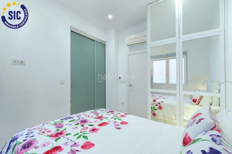 Foto 32eec5b0-7e83-453b-9891-e2854d8a04ce. Edificio en carrer de núñez de arce 32 edificio céntrico en Castellón de la Plana
