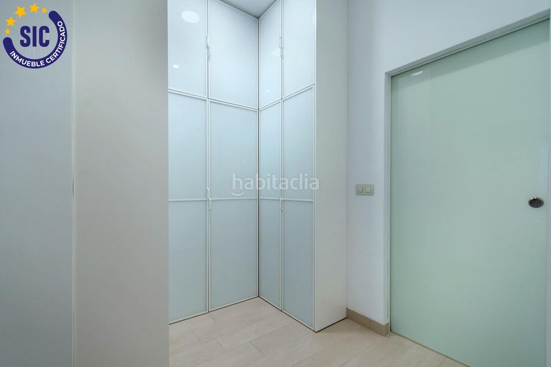 Foto 75a48a09-11e3-4be9-8a45-6c7c93bf6711. Edificio en carrer de núñez de arce 32 edificio céntrico en Castellón de la Plana