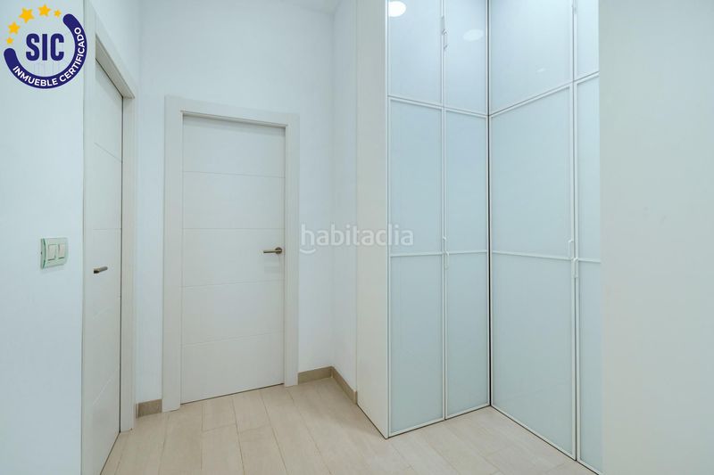 Foto 9dcd78d6-d2f3-48dd-8a0c-d129a41a7ffa. Edificio en carrer de núñez de arce 32 edificio céntrico en Castellón de la Plana