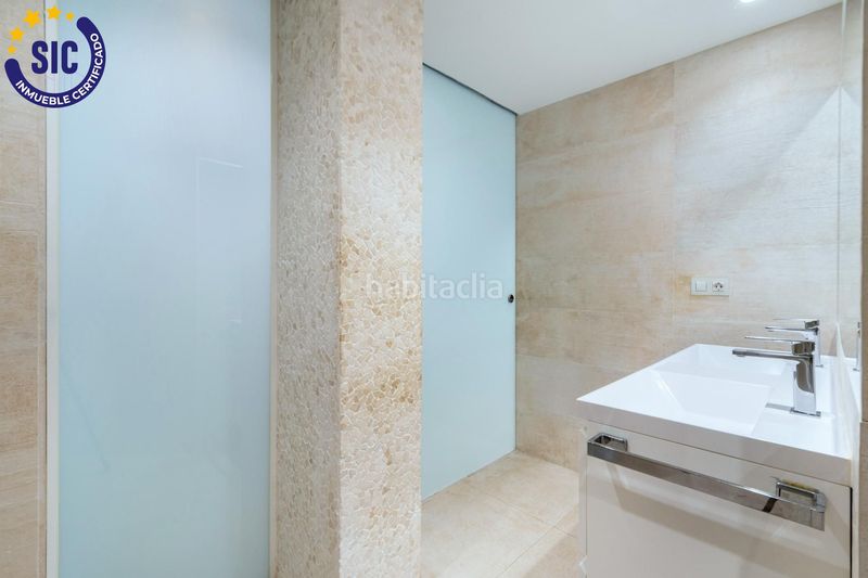 Foto b642a613-7ca2-4f7b-99ae-ca84c49f65fe. Edificio en carrer de núñez de arce 32 edificio céntrico en Castellón de la Plana