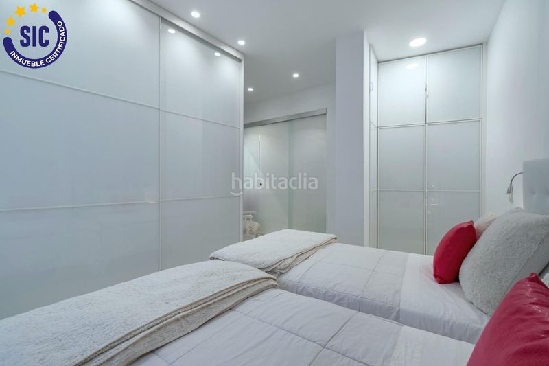 Foto ca34bf89-56de-4fec-a0d3-f72dbfc6e89b. Edificio en carrer de núñez de arce 32 edificio céntrico en Castellón de la Plana