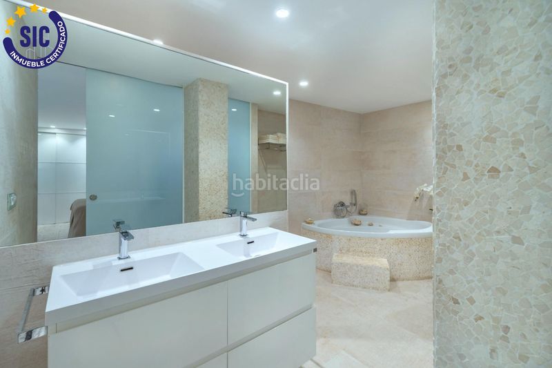 Foto dedd44f1-c400-4690-a7ef-4268898feaad. Edificio en carrer de núñez de arce 32 edificio céntrico en Castellón de la Plana