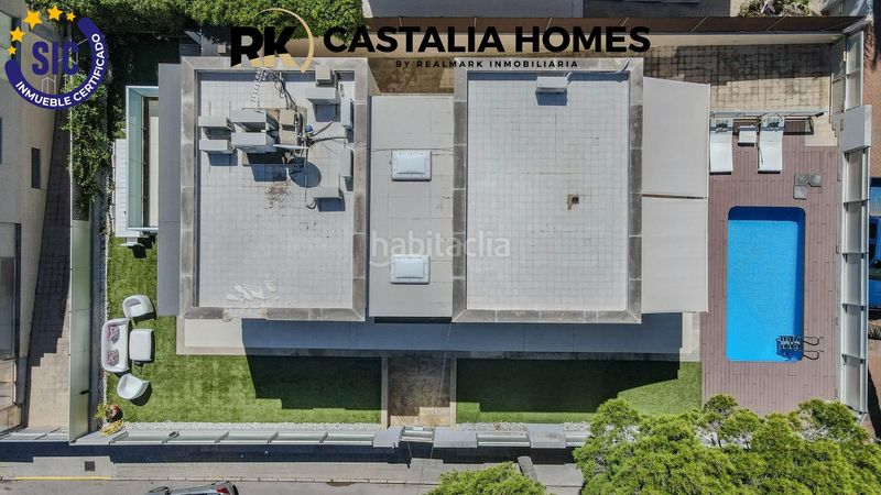 Foto 5ce2bd70-a997-4834-a2ce-561ec63c2f52. Chalet en gran avinguda jaume i 202 chalet en zona terrers en Benicasim / Benicàssim