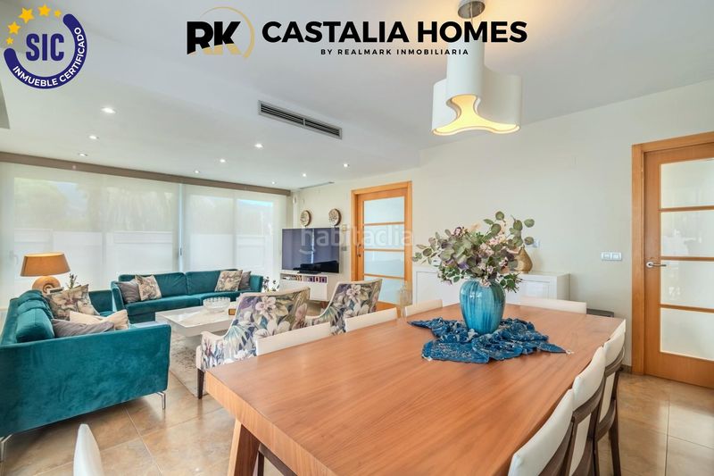 Foto a569e3bb-294a-42ea-b563-365fd6d6546d. Chalet en gran avinguda jaume i 202 chalet en zona terrers en Benicasim / Benicàssim