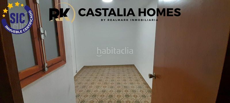 Foto 1ace0440-74c0-48a1-8567-9051ba0936d6. Casa adossada a Alcora (l´)