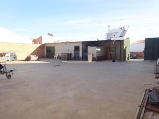Terreny residencial a Villanueva del Ariscal. Parcela urbana de 328 m2 en la mejor zona de villanueva junto al