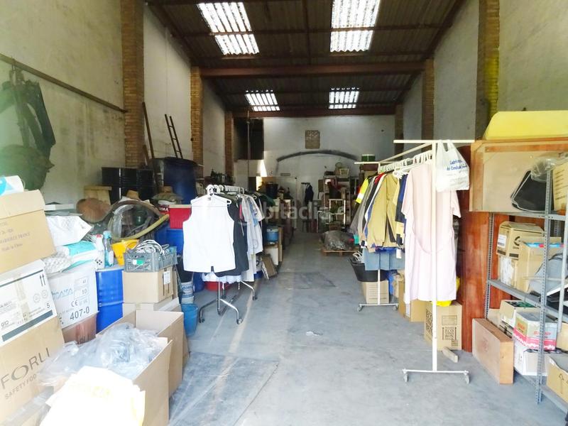 Foto 5c0acede-e126-4de4-8805-b7e91c8adda0. Bâtiment à usage industriel dans Palma del Condado (La)