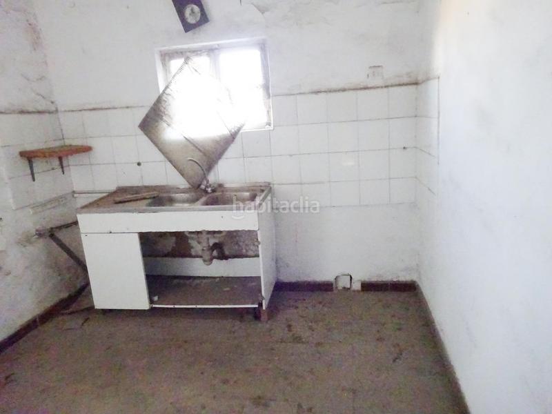 Foto 913d2539-6cda-4d46-9fd1-708f6776020b. Bâtiment à usage industriel dans Palma del Condado (La)