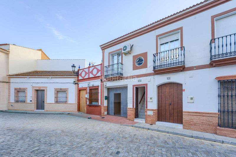 Foto 542a1392-f53f-4832-8c38-8d5c1d22e45e. Casa adossada amb calefacció aparcament piscina a Palma del Condado (La)