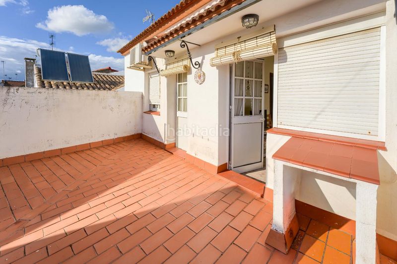 Foto 799fa572-dcb6-4895-afc7-cf113c6759e4. Casa adossada amb calefacció aparcament piscina a Palma del Condado (La)