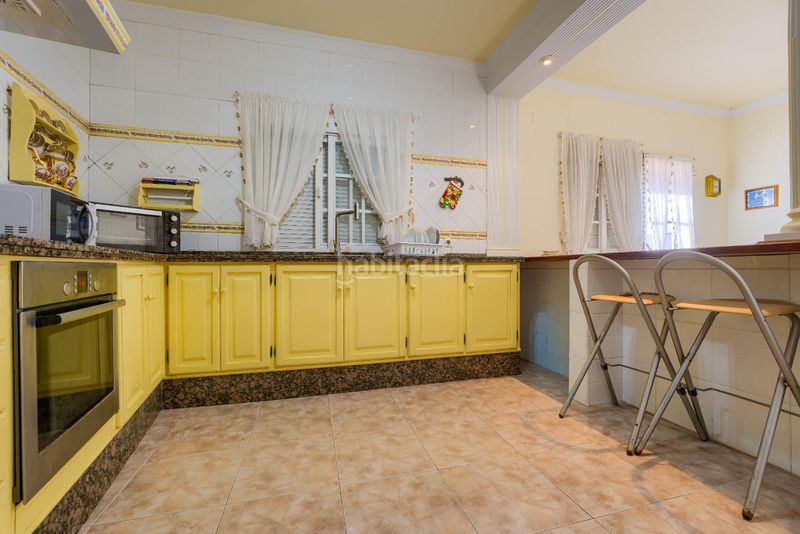 Foto af6d7233-b051-4688-835c-74c57d8e8e4b. Casa adossada amb calefacció aparcament piscina a Palma del Condado (La)