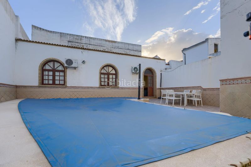 Foto cd200ec8-f41b-4b4b-a78f-20446a859322. Casa adossada amb calefacció aparcament piscina a Palma del Condado (La)