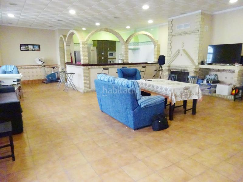 Foto 00cfd2a6-c5ac-4741-9d07-11882420c06b. Casa adossada amb calefacció aparcament piscina a Palma del Condado (La)