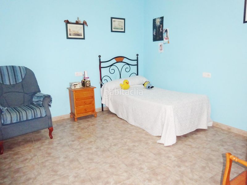 Foto 0de8343a-d312-45b4-9ec4-7ff20f246c01. Casa adossada amb aparcament piscina a Palma del Condado (La)