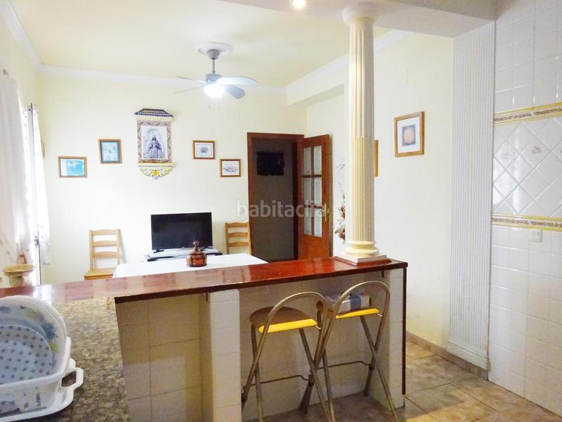 Foto 334d3b54-a5a8-461a-af6e-6a2705acee76. Casa adossada amb calefacció aparcament piscina a Palma del Condado (La)