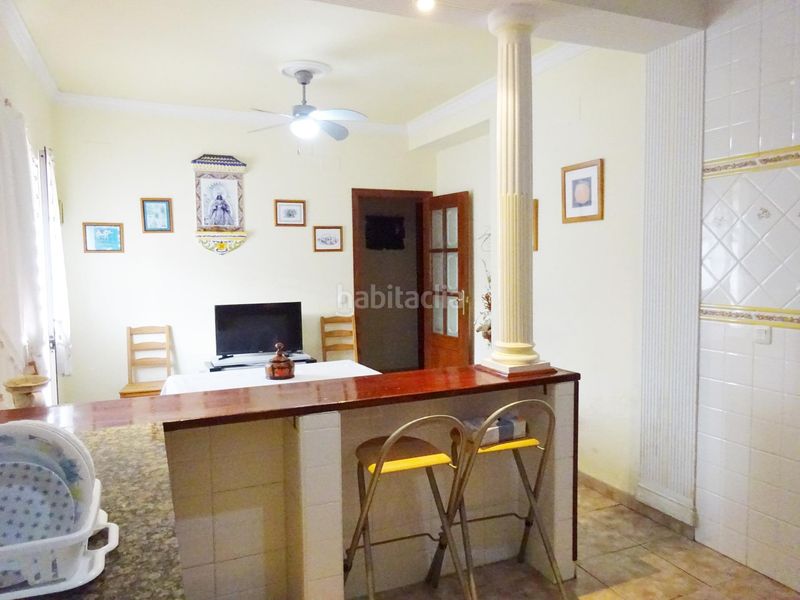 Foto 46f4adbe-6820-4c1e-90df-de045f4cd5b3. Casa adossada amb aparcament piscina a Palma del Condado (La)