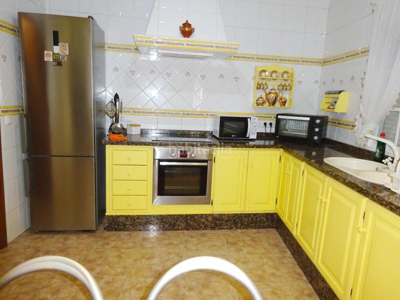 Foto 6642838e-3765-417d-9c06-fb8f2997a5df. Casa adossada amb calefacció aparcament piscina a Palma del Condado (La)