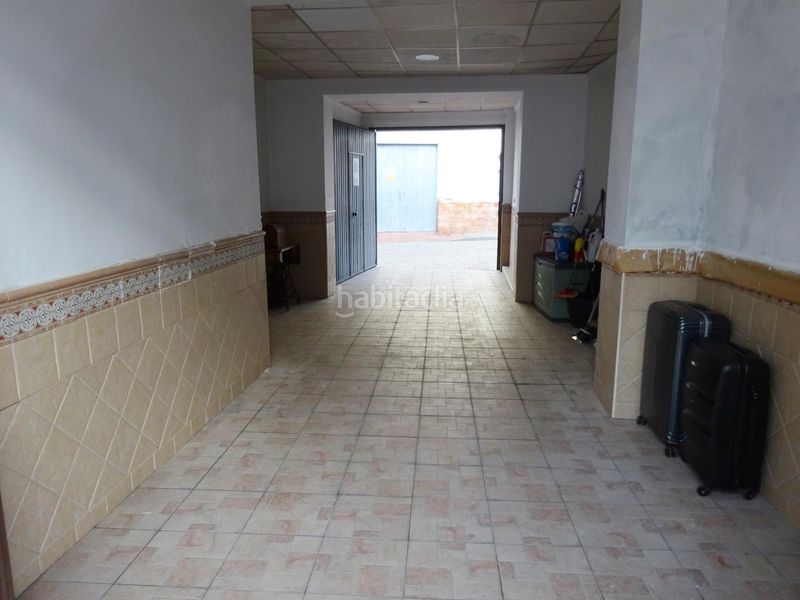 Foto 76cd49aa-f1c3-42e5-891b-f0b5ee0ea59f. Casa adossada amb aparcament piscina a Palma del Condado (La)