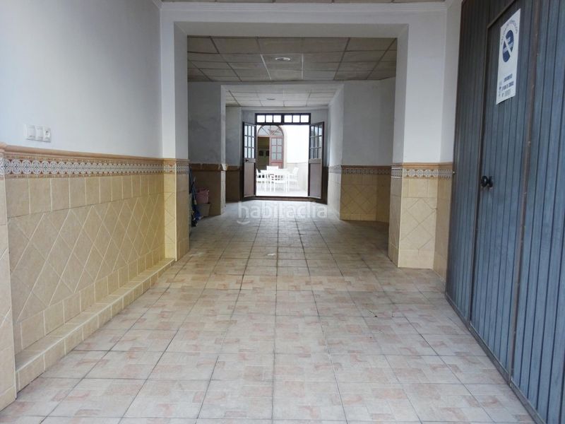 Foto efec7bfc-8c30-4551-8c82-4ec8cc0cd03b. Casa adossada amb aparcament piscina a Palma del Condado (La)