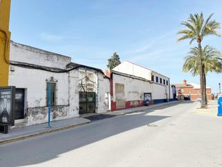 Terreny residencial  Avenida presidente adolfo suarez. Suelo urbano residencial en la mejor zona de la palma.