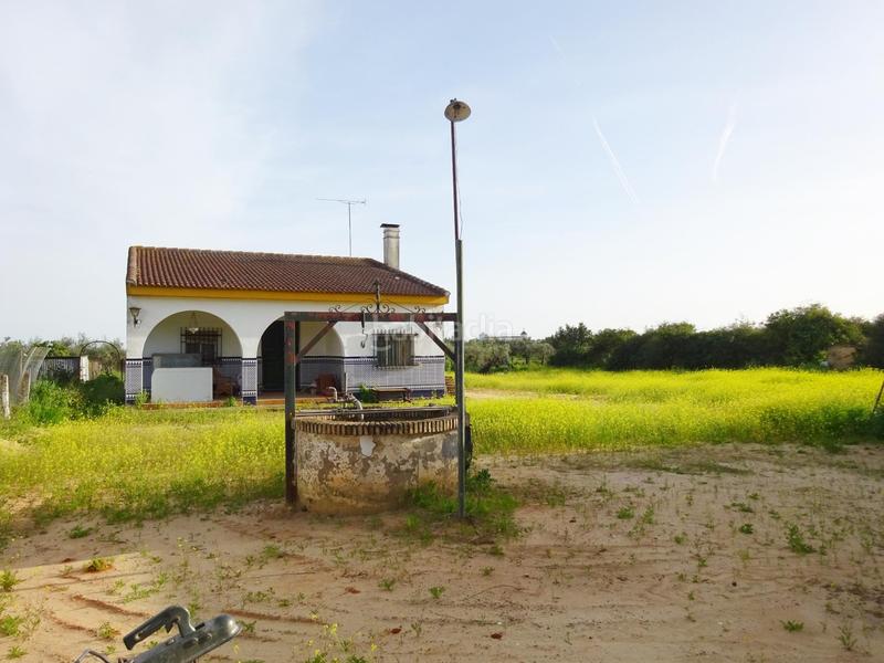 Foto a3939011-74d7-4b20-971d-a4550eeb0796. Chalet mit heizung in Sanlúcar la Mayor