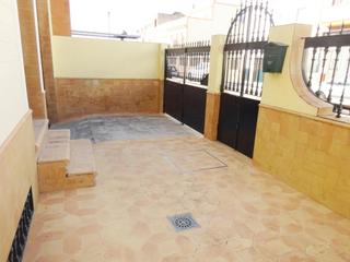 Maison jumelée  Diamantino garcía. Gran casa de 5 habitaciones, con sótano con varias plazas de gar