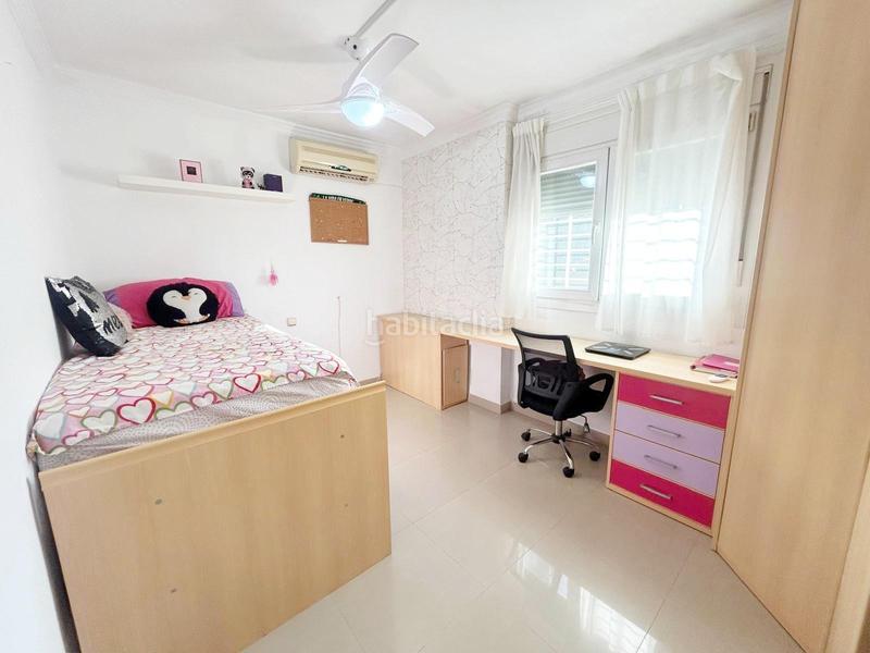 Foto 61f91a01-c2be-46fb-8182-a7713b2b1d1a. Reihenhaus mit parking in colores - entreparques Sevilla