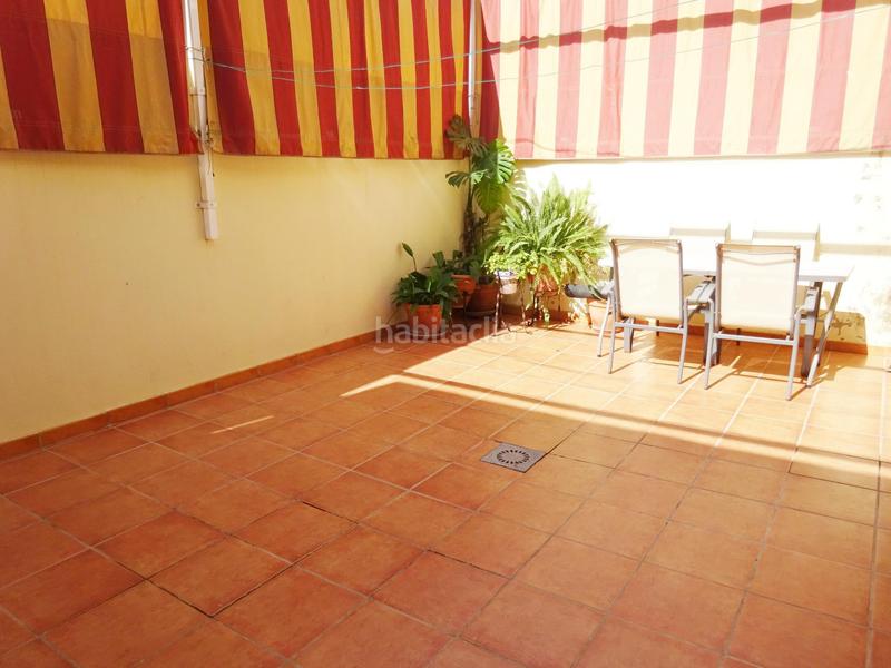 Foto 1ec204f8-c832-4480-bbc9-f8b8dcd3eeba. Casa a schiera con parcheggio in Nueva Alcalá Alcalá de Guadaira