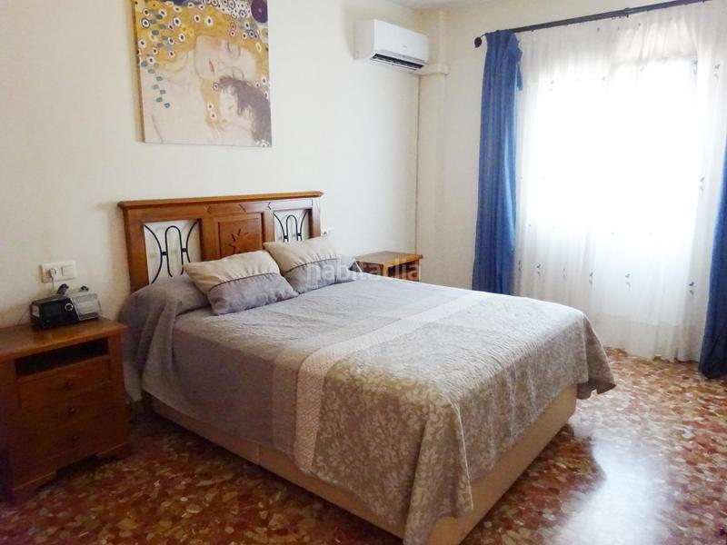 Foto 7bc49f8b-ec1a-4b7a-aa34-ea645637df2a. Casa a schiera con parcheggio in Nueva Alcalá Alcalá de Guadaira