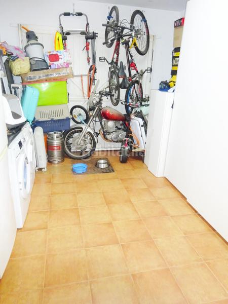 Foto 7c619b8e-eefc-4b58-9dfb-188303ce0b85. Casa a schiera con parcheggio in Nueva Alcalá Alcalá de Guadaira