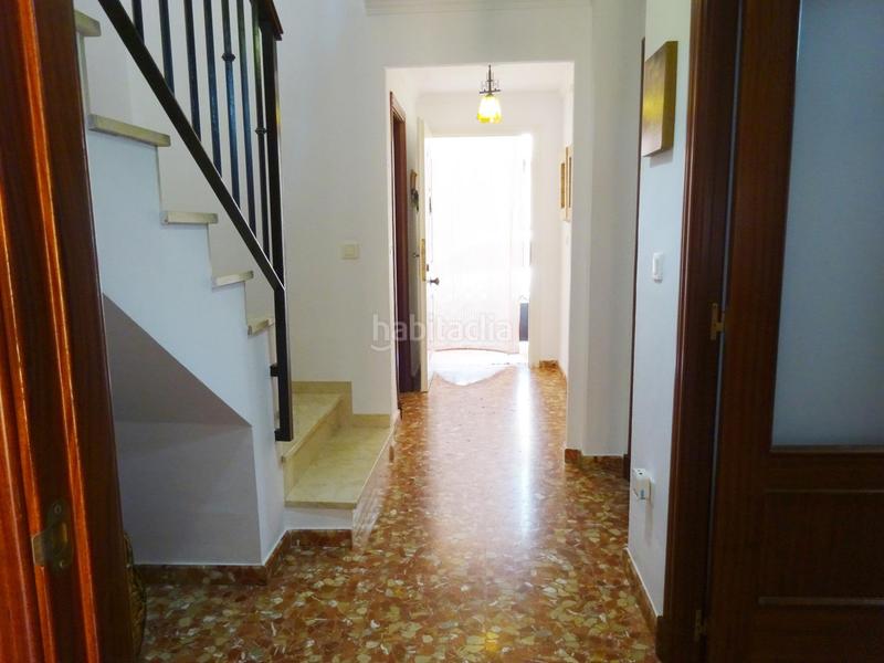 Foto a346ac71-de17-4c8c-9b8a-65187bc05e4f. Casa a schiera con parcheggio in Nueva Alcalá Alcalá de Guadaira