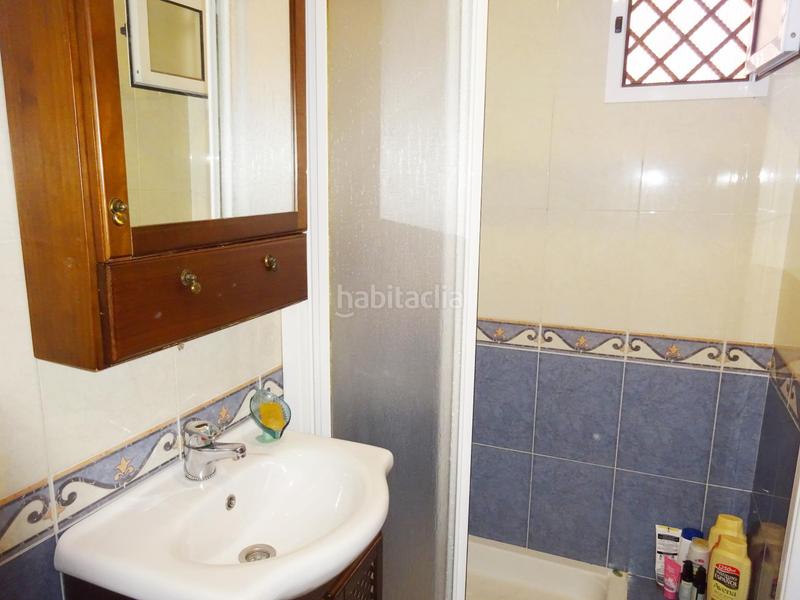 Foto ad446c70-1cc4-4b01-a59b-812461176a7f. Casa a schiera con parcheggio in Nueva Alcalá Alcalá de Guadaira