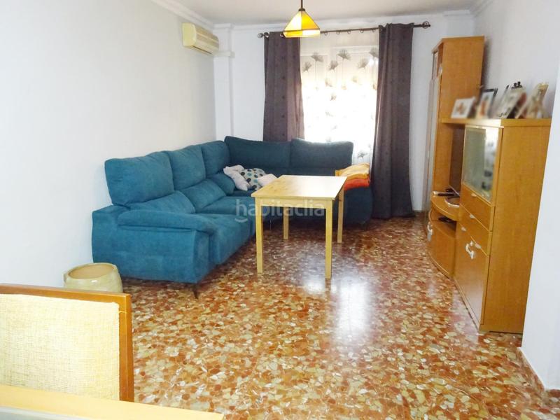 Foto b10f6890-4e2f-44d2-a4de-1dd59ae5e0d0. Casa a schiera con parcheggio in Nueva Alcalá Alcalá de Guadaira