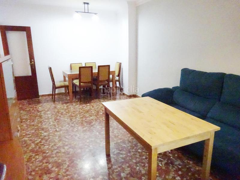 Foto f0828be4-2909-4834-866a-2b90699741f2. Casa a schiera con parcheggio in Nueva Alcalá Alcalá de Guadaira