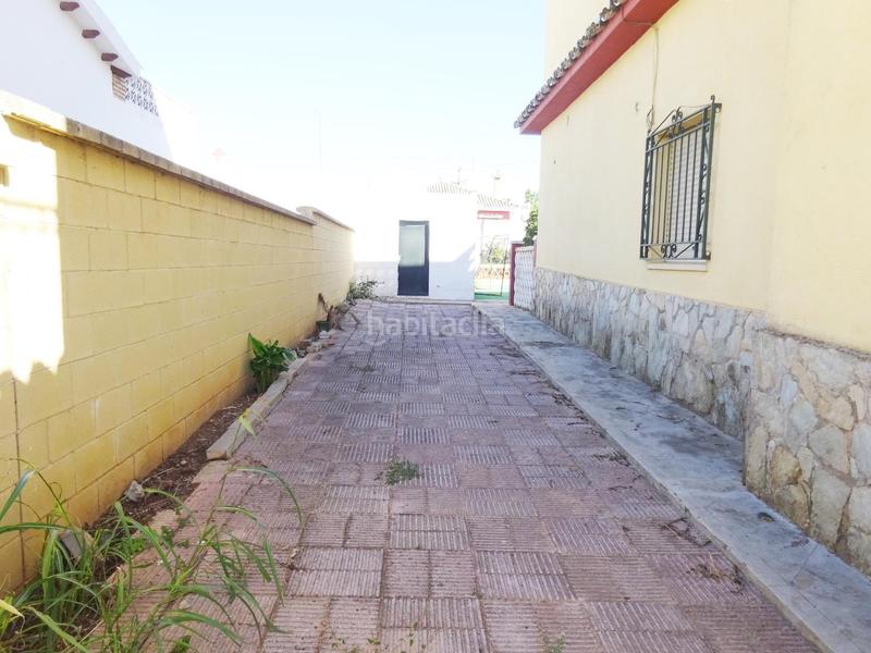 Foto 4049e41c-b3ff-4470-b0c4-ab1e45c73c94. Chalet mit parking in Sanlúcar la Mayor