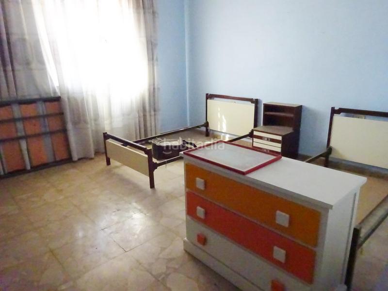 Foto 45d6ad13-12a6-4828-9c4b-fa2d0a02f1ce. Chalet mit parking in Sanlúcar la Mayor