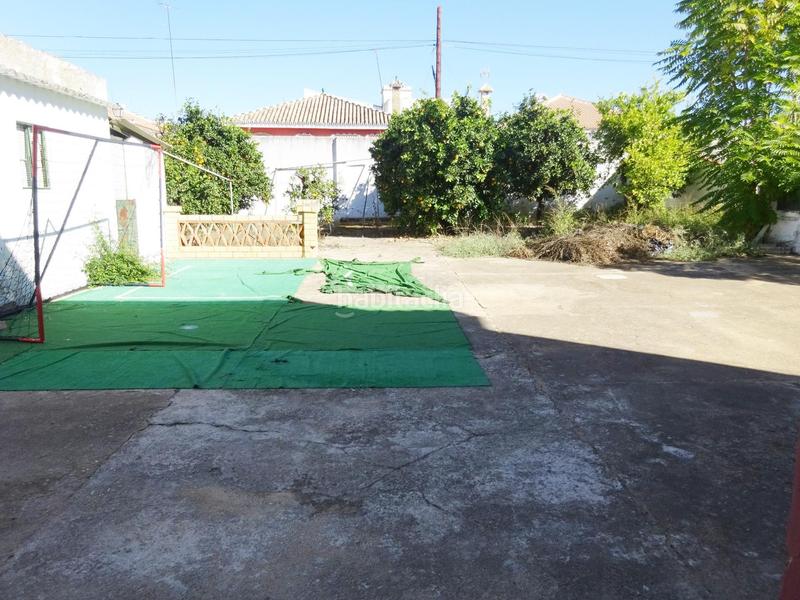 Foto 56b6d0f4-e32c-4501-a458-c485c0c4f9cc. Chalet mit parking in Sanlúcar la Mayor