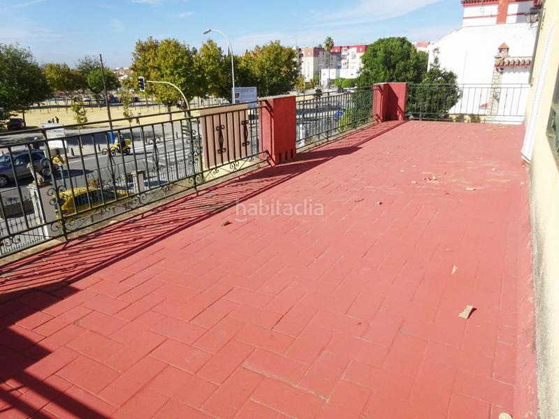 Foto f5acc0bb-507e-46d0-9a35-fd28330e4447. Chalet mit parking in Sanlúcar la Mayor