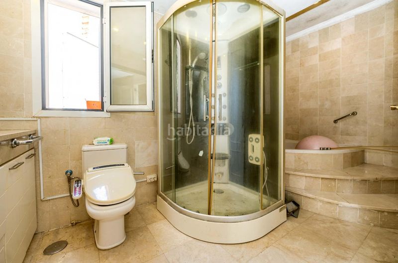 Foto 2422ada7-8a11-44c0-a991-853f7494d8ce. Xalet amb aparcament a El Zaudín - Club de Golf Bormujos