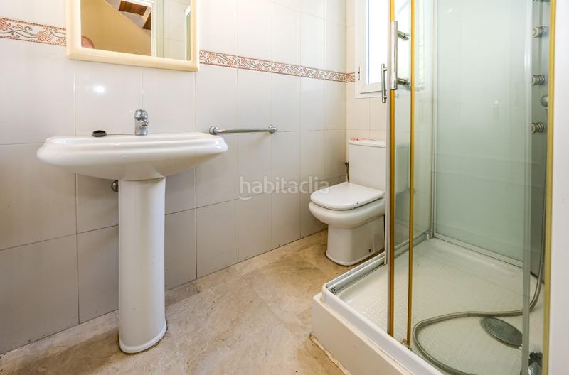 Foto 7dd84c18-232d-43d6-aca0-64c7e96edc85. Xalet amb aparcament a El Zaudín - Club de Golf Bormujos