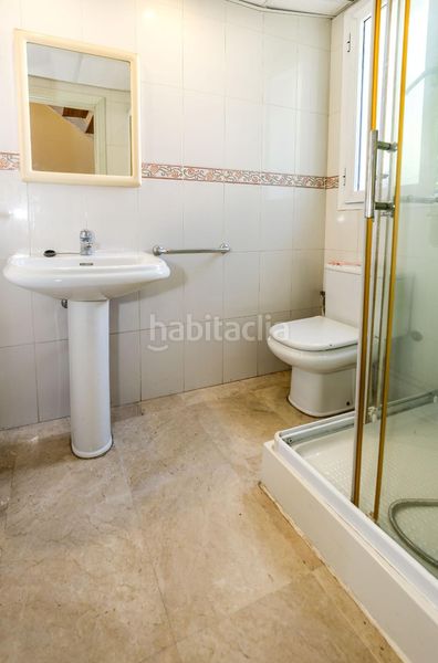 Foto a9d6dcb5-fe3b-4b3c-a4d2-171bd179443a. Xalet amb aparcament a El Zaudín - Club de Golf Bormujos