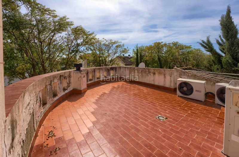 Foto c86a31e7-45a7-4c6d-8bbe-8efe14a3f7b6. Xalet amb aparcament a El Zaudín - Club de Golf Bormujos