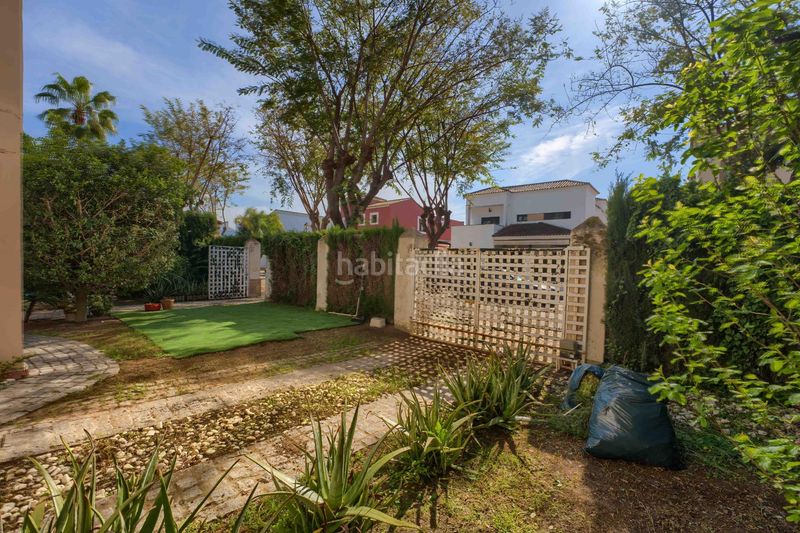 Foto df8bee08-2290-48ea-a2f0-8f0e2496f8cb. Xalet amb aparcament a El Zaudín - Club de Golf Bormujos