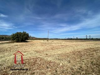 Residential Plot in Zona de la Vega. Si buscas una parcela de recreo, cerca de antequera, para disfru