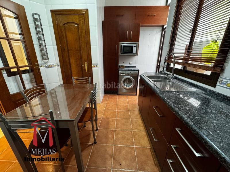 Foto c129ce21-1d4e-41c8-a4dd-ca2d506e9113. Pis amb calefacció aparcament a Centro Antequera