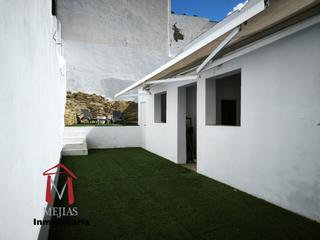 Haus in Zona de la Vega. Casa en construcción, con patio y piscina