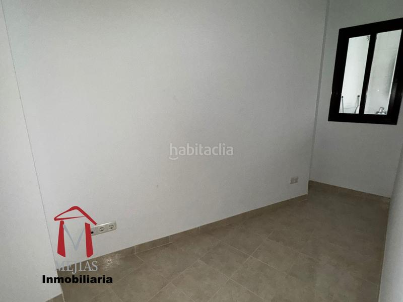 Foto 4989f763-fb4d-4fb0-ab1a-ccf326fd60bc. Piso  a estrenar, 1 dormitorio mas habitación trastero, salón comedor, cocina con lavadero, baño con plato de ducha, ascensor en Antequera