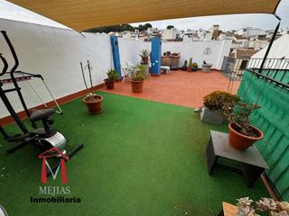 Zweistöckige Wohnung in Cueva de Menga. Bonito ático con 100m2 de terraza , 1 dormitorio amplio, cocina