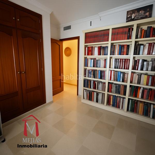 Foto 3a1bf308-da64-4603-81ff-8f5386aff4ee. Pis amb calefacció aparcament a Centro Antequera