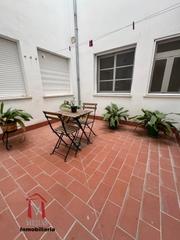 Pis a Centro. Bonito piso en planta baja , en el centro, perfecto estado con p